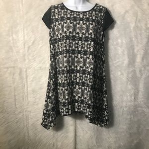 INTERI Woman's Size Medium Black and White Tunic